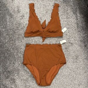 Aerie High Rise Scalloped Bikini, size small
